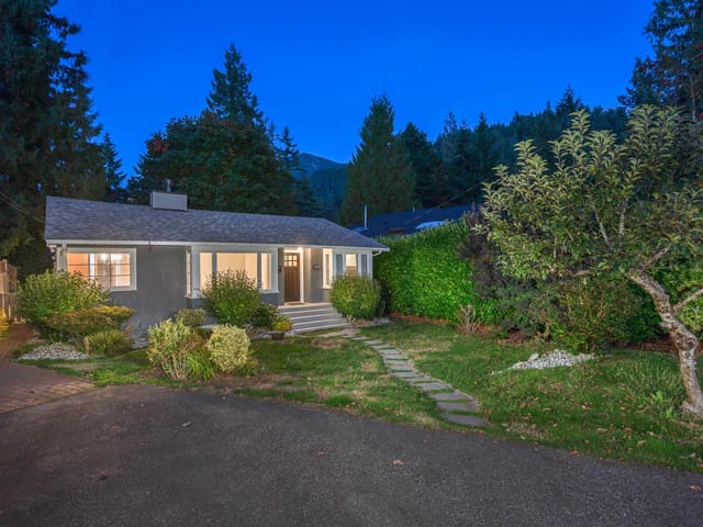 House for sale in West Vancouver, West Vancouver, 6431 Rosebery Avenue, 263102712 | Realtylink.org