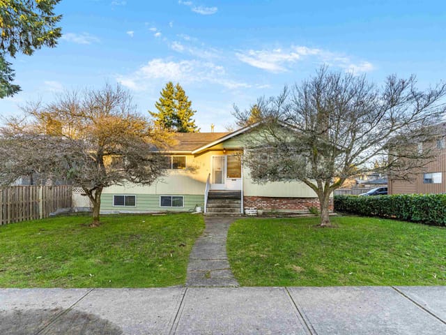 House for sale in Burnaby, Burnaby South, 6870 6th Street, 263102791 | Realtylink.org