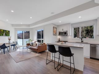 Townhouse for sale in Squamish, Squamish, 207 37808 Third Avenue, 263102949 | Realtylink.org