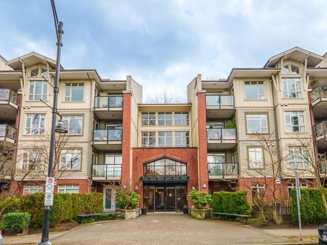 Apartment for sale in Port Moody, Port Moody, 105 100 Capilano Road, 263102998 | Realtylink.org