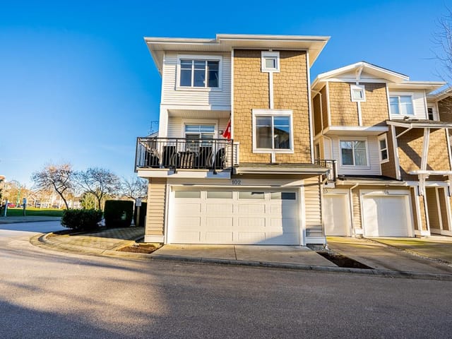 Townhouse for sale in Surrey, Cloverdale, 102 19433 68 Avenue, 263103016 | Realtylink.org