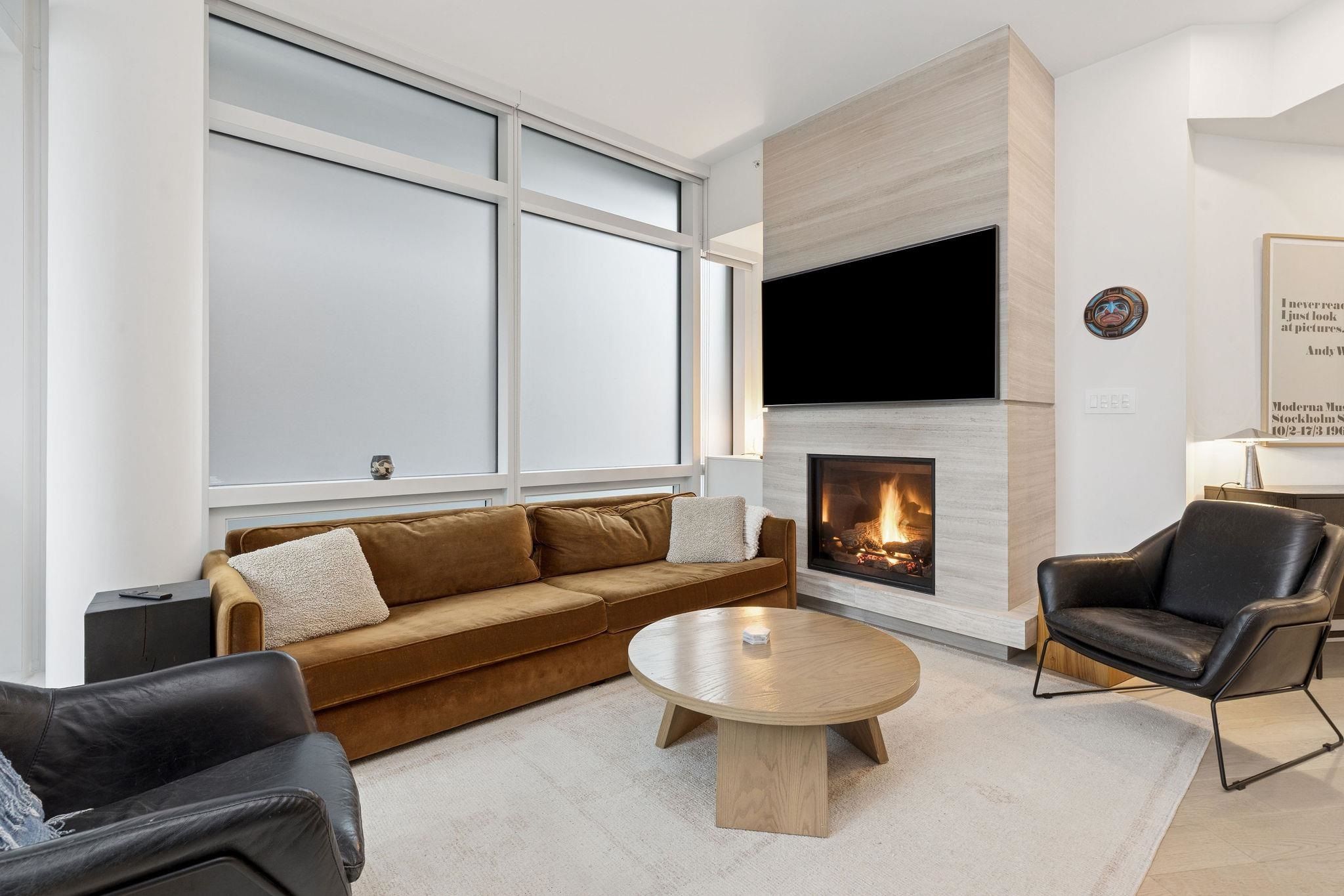 Apartment for sale in West Vancouver, West Vancouver, 401 6699 Nelson Avenue, 263103017 | Realtylink.org