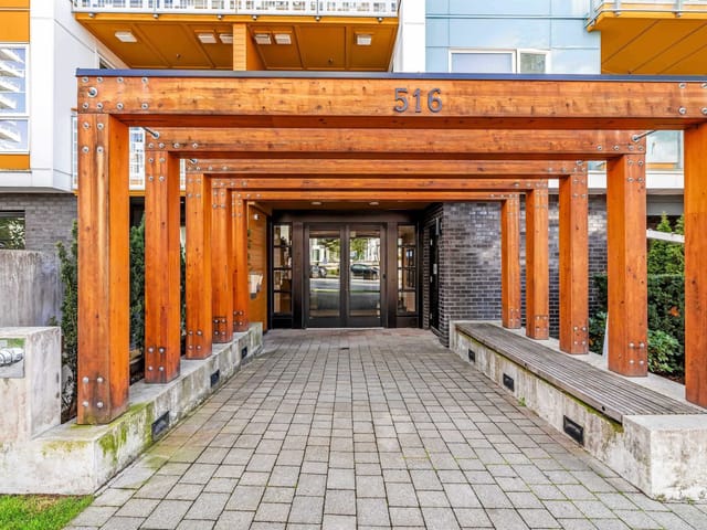 Apartment for sale in Coquitlam, Coquitlam, 503 516 Foster Avenue, 263103040 | Realtylink.org