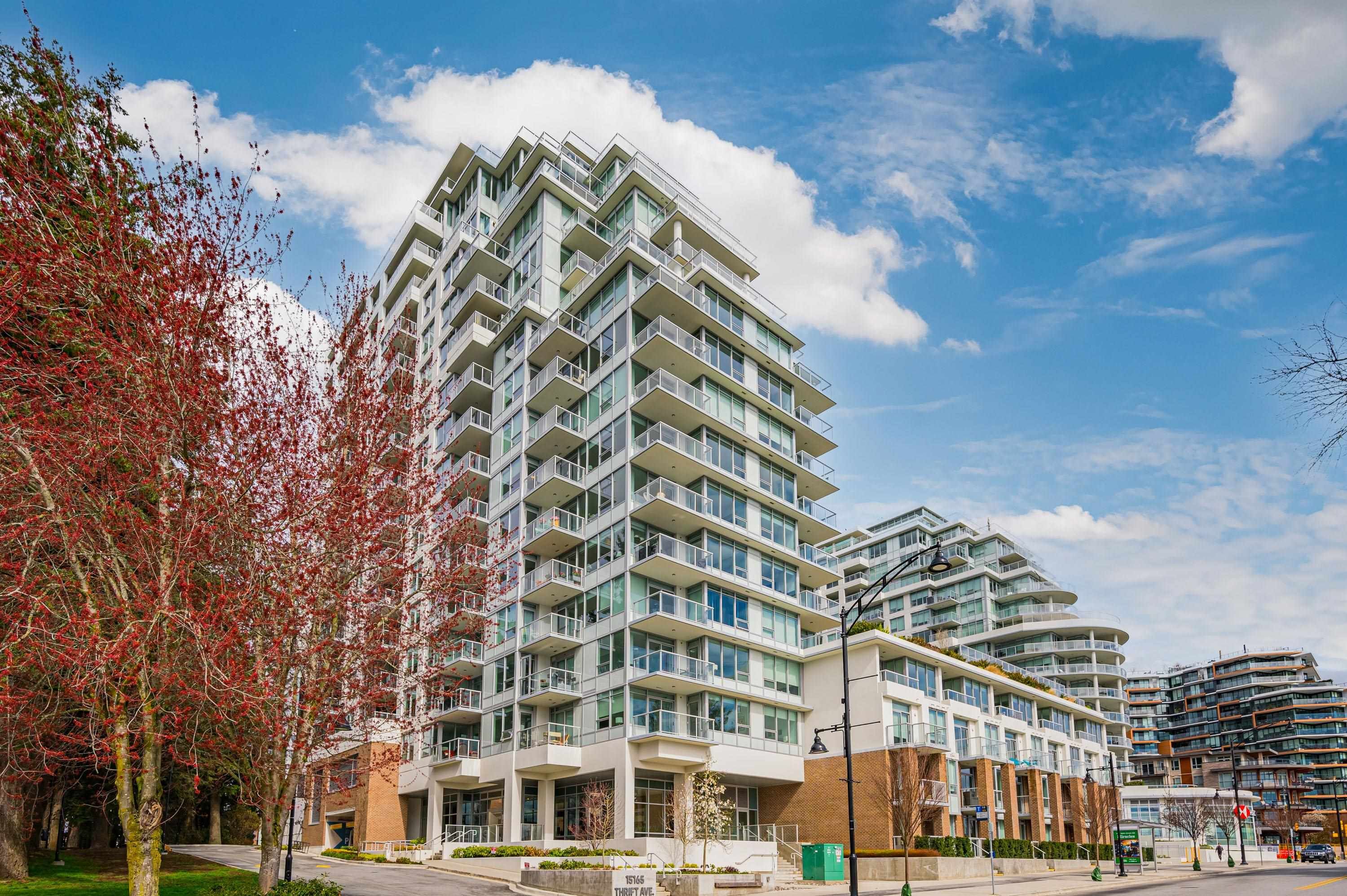 Apartment for sale in White Rock, South Surrey White Rock, 315 15165 Thrift Avenue, 263103060 | Realtylink.org