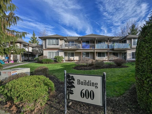 Townhouse for sale in Abbotsford, Abbotsford, 604 1750 McKenzie Road, 263103118 | Realtylink.org