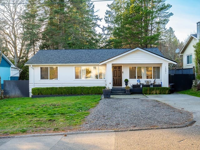 House for sale in White Rock, South Surrey White Rock, 1561 Chestnut Street, 263103209 | Realtylink.org