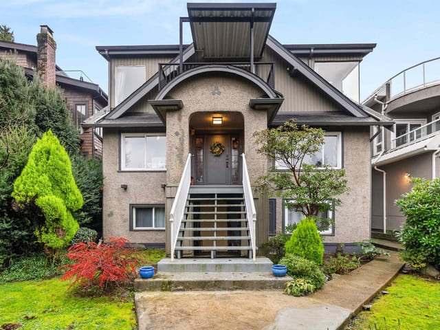 House for sale in Vancouver, Vancouver West, 2574 Cornwall Avenue, 263103256 | Realtylink.org