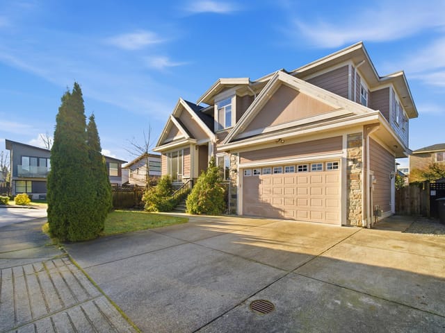 House for sale in Burnaby, Burnaby North, 3741 Dundonald Avenue, 263103260 | Realtylink.org