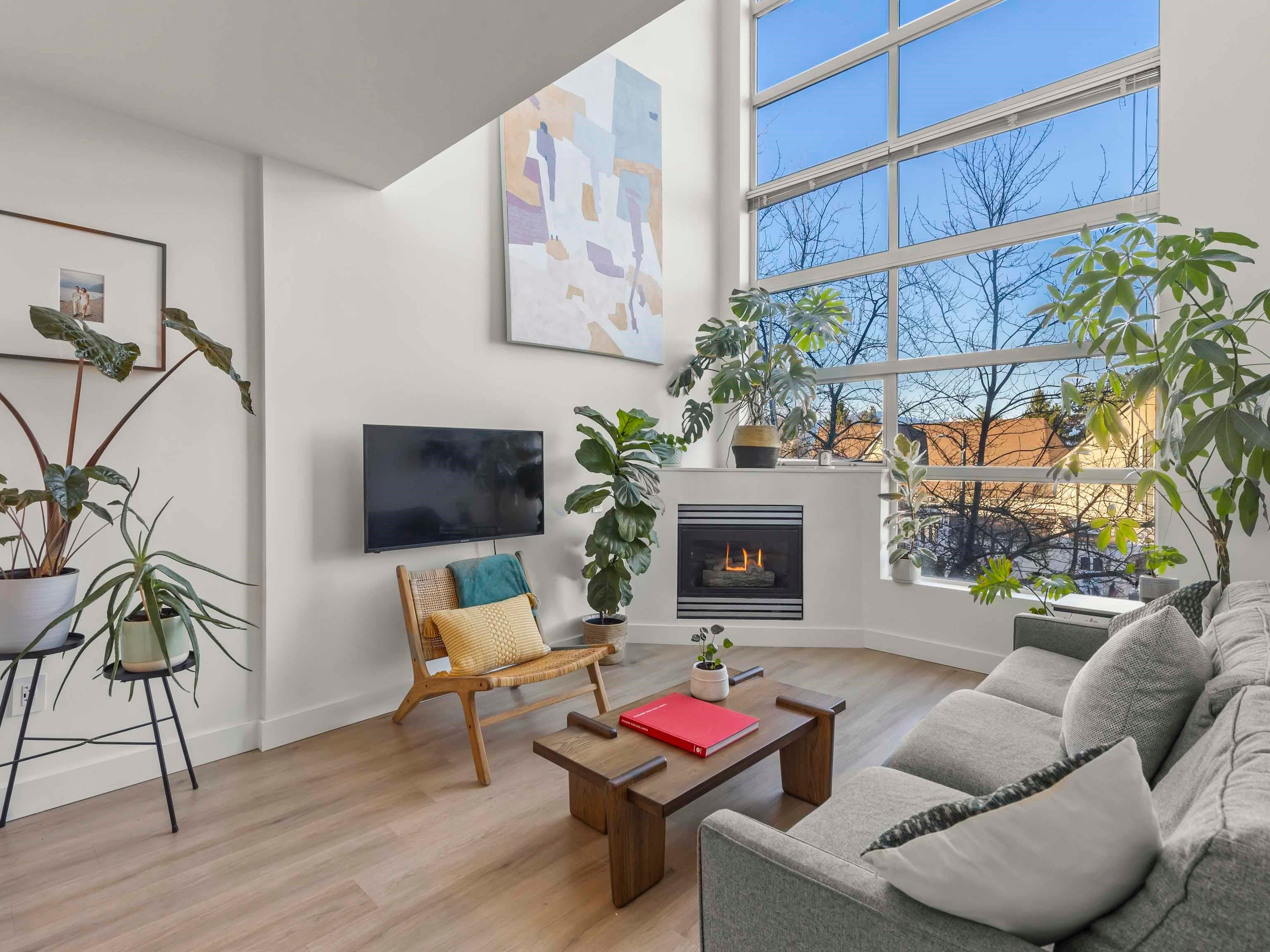 Apartment for sale in Vancouver, Vancouver East, 301 418 E Broadway, 263103320 | Realtylink.org