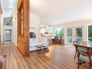 House for sale in Gibsons, Sunshine Coast, 914 Gower Point Road, 263103348 | Realtylink.org