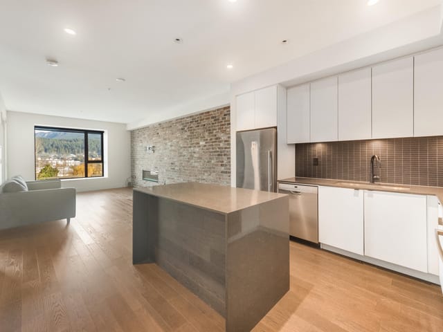 Apartment for sale in Port Moody, Port Moody, 406 83 Moody Street, 263103367 | Realtylink.org