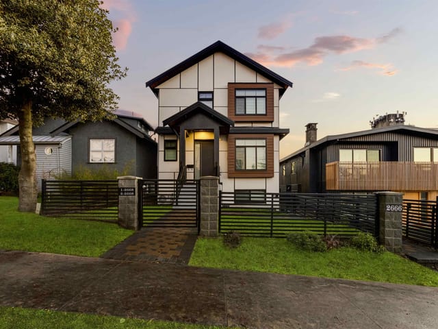 1/2 Duplex for sale in Vancouver, Vancouver East, 2666 E 8th Avenue, 263103455 | Realtylink.org