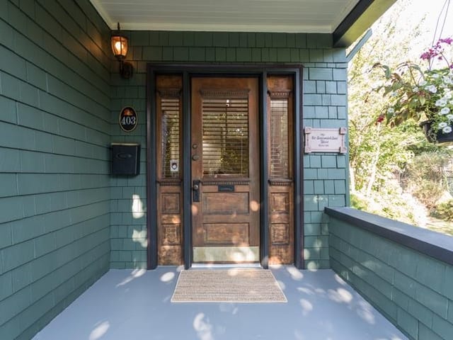 House for sale in New Westminster, New Westminster, 403 Ninth Street, 263103500 | Realtylink.org