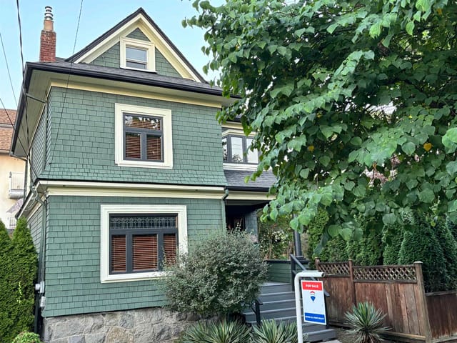 House for sale in New Westminster, New Westminster, 403 Ninth Street, 263103500 | Realtylink.org