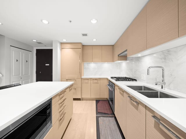 Townhouse for sale in Burnaby, Burnaby South, 102 6700 Dunblane Avenue, 263103528 | Realtylink.org