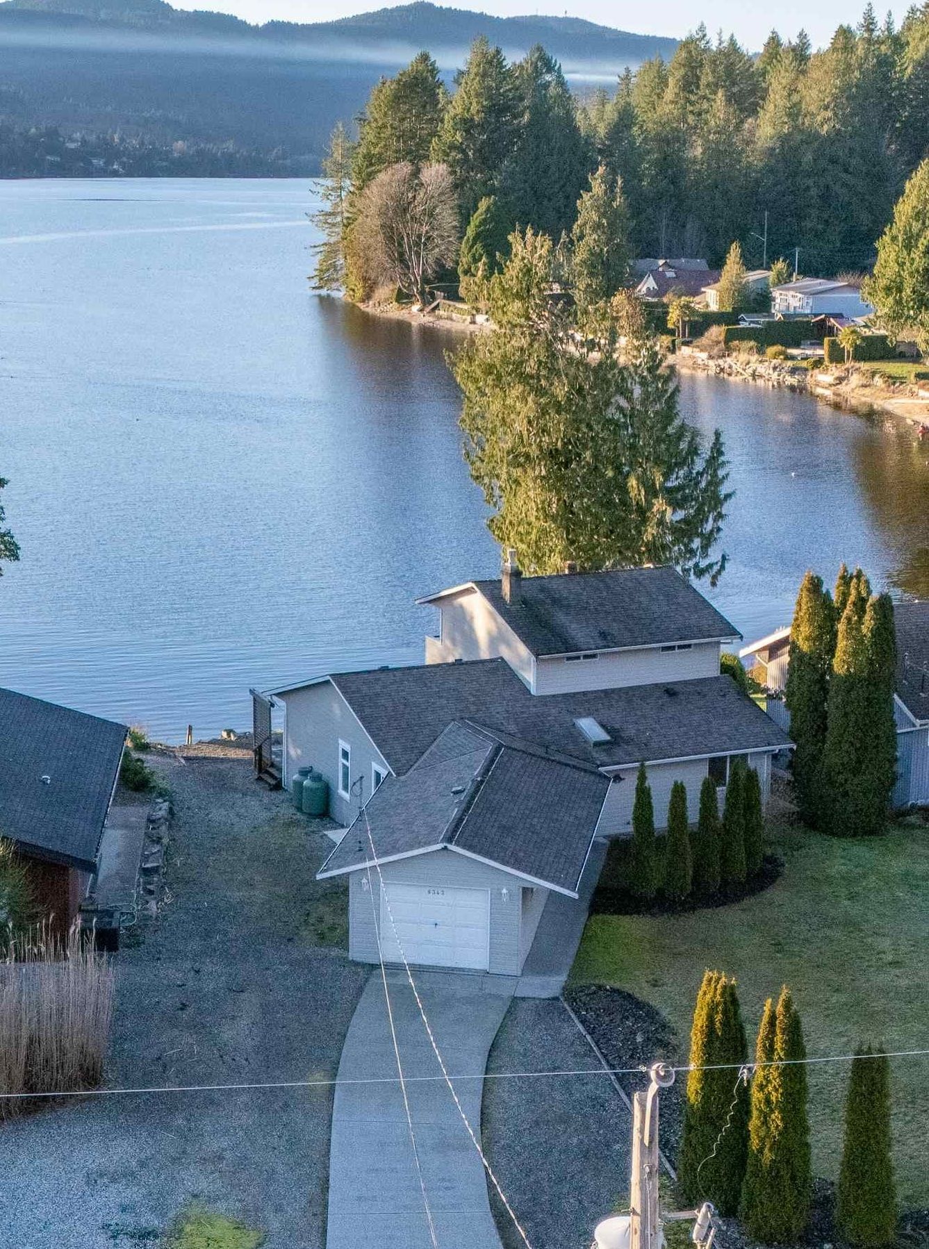 House for sale in Sechelt, Sunshine Coast, 6343 Marmot Road, 263103584 | Realtylink.org