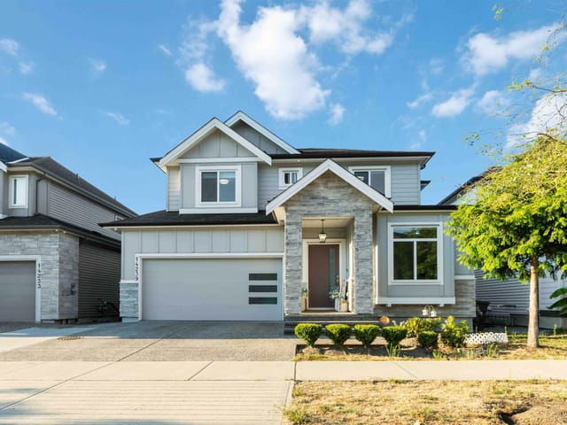 House for sale in Surrey, Surrey, 14239 61b Avenue, 263103676 | Realtylink.org