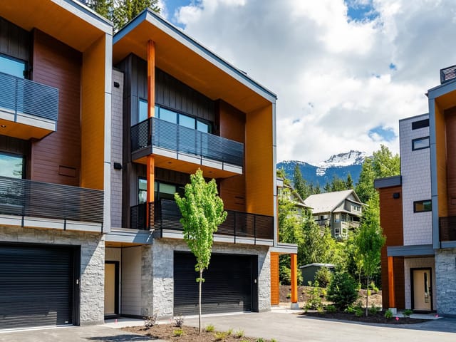 Townhouse for sale in Whistler, Whistler, 18 2077 Garibaldi Way, 263103716 | Realtylink.org