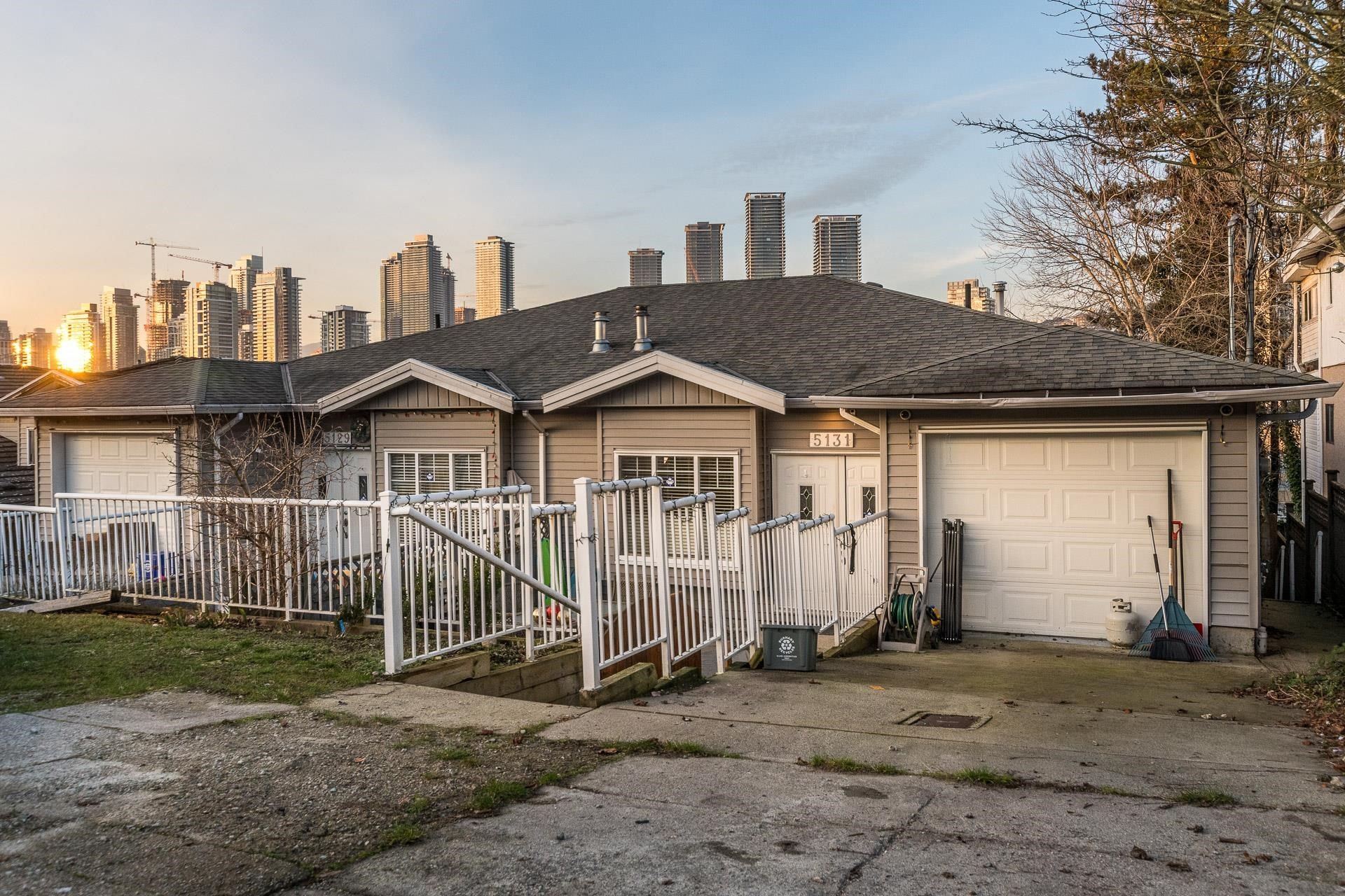 1/2 Duplex for sale in Burnaby, Burnaby North, 5131 Manor Street, 263103830 | Realtylink.org