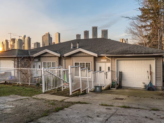 1/2 Duplex for sale in Burnaby, Burnaby North, 5131 Manor Street, 263103830 | Realtylink.org