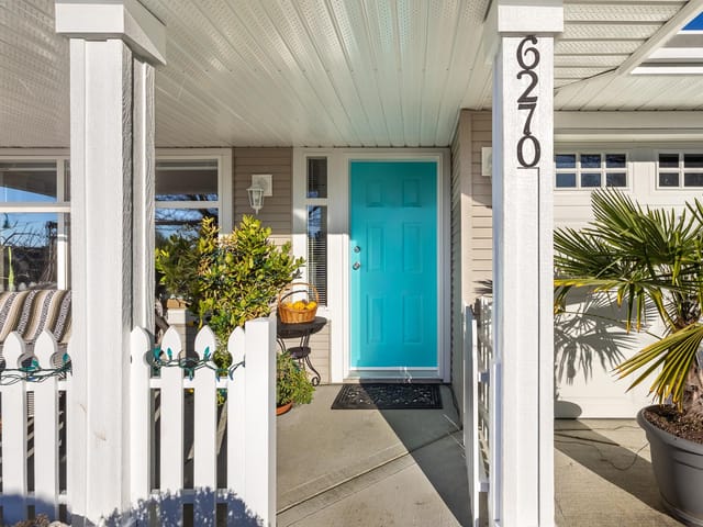 House for sale in Sechelt, Sunshine Coast, 6270 Homestead Avenue, 263103833 | Realtylink.org