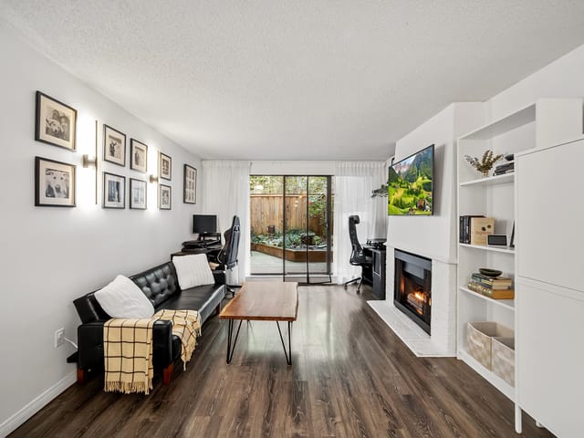 Apartment for sale in Burnaby, Burnaby North, 214 5340 Hastings Street, 263104027 | Realtylink.org