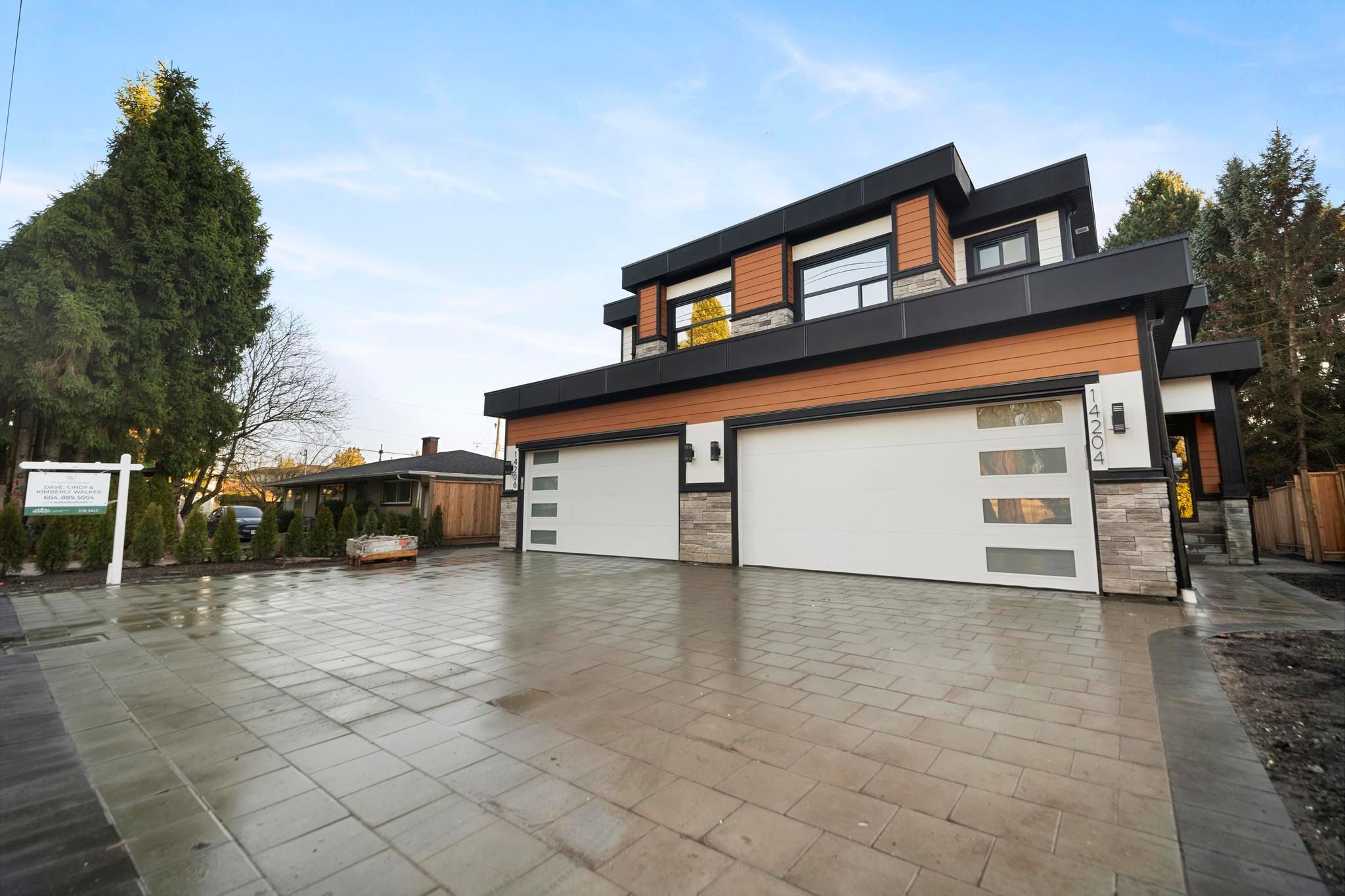 1/2 Duplex for sale in White Rock, South Surrey White Rock, 14204 North Bluff Road, 263104065 | Realtylink.org