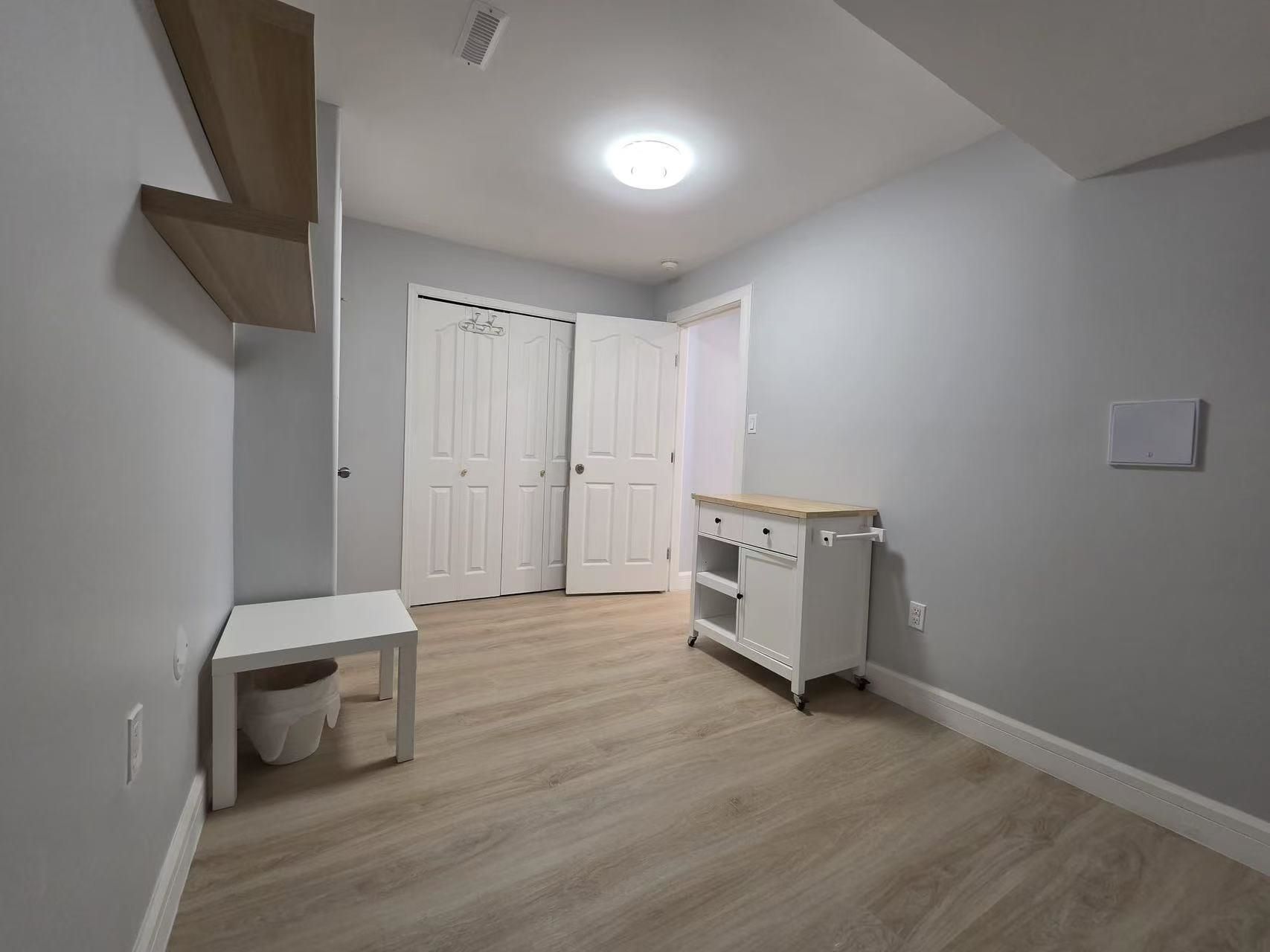 House for rent in Coquitlam, Coquitlam, 2 Bed Suite 1418 El Camino Drive, 263104145 | Realtylink.org