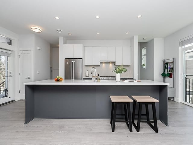 Townhouse for sale in Surrey, South Surrey White Rock, 47 2070 Oak Meadows Drive, 263104170 | Realtylink.org