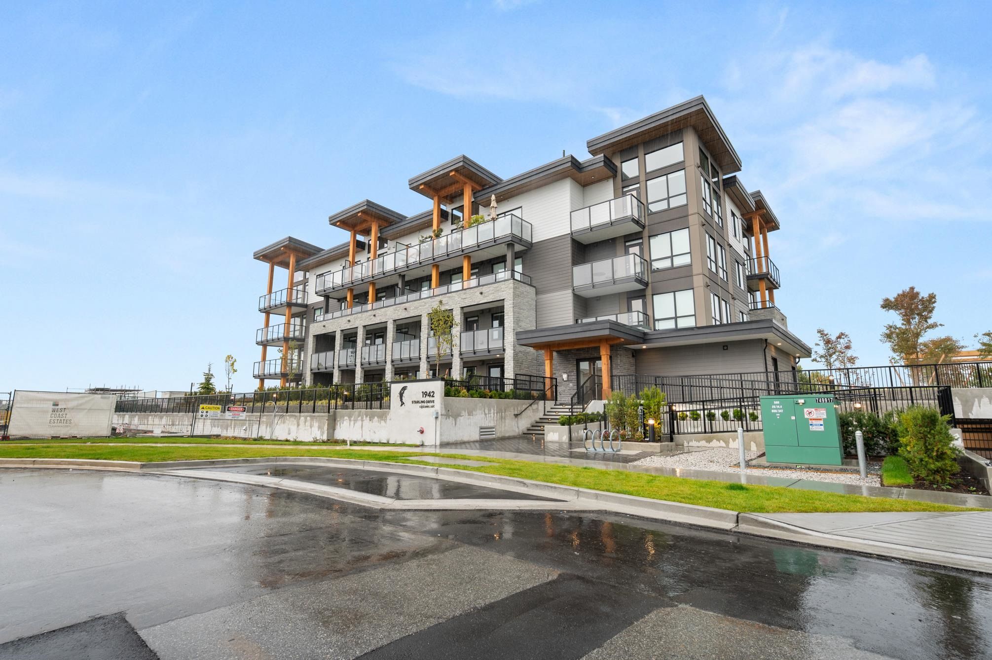 Apartment for sale in Delta, Tsawwassen, 205 1942 Starling Drive, 263104209 | Realtylink.org