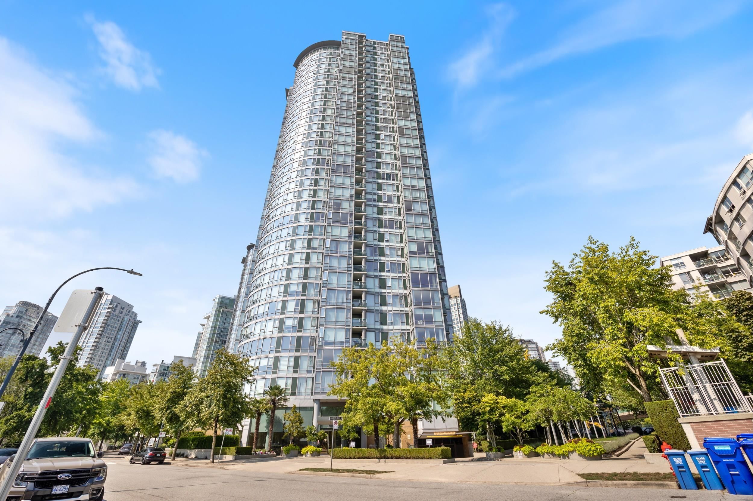 Apartment for sale in Vancouver, Vancouver West, 1901 1033 Marinaside Crescent, 263104230 | Realtylink.org