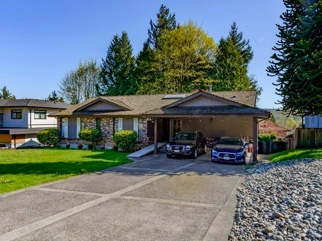 House for sale in Burnaby, Burnaby North, 8194 Woodlake Court, 263104260 | Realtylink.org