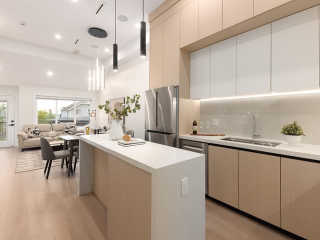 1/2 Duplex for sale in Coquitlam, Coquitlam, 102 914 Rochester Avenue, 263104288 | Realtylink.org