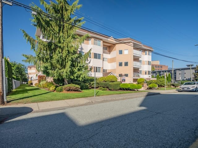 Apartment for sale in Chilliwack, Chilliwack, 111 8985 Mary Street, 263104315 | Realtylink.org