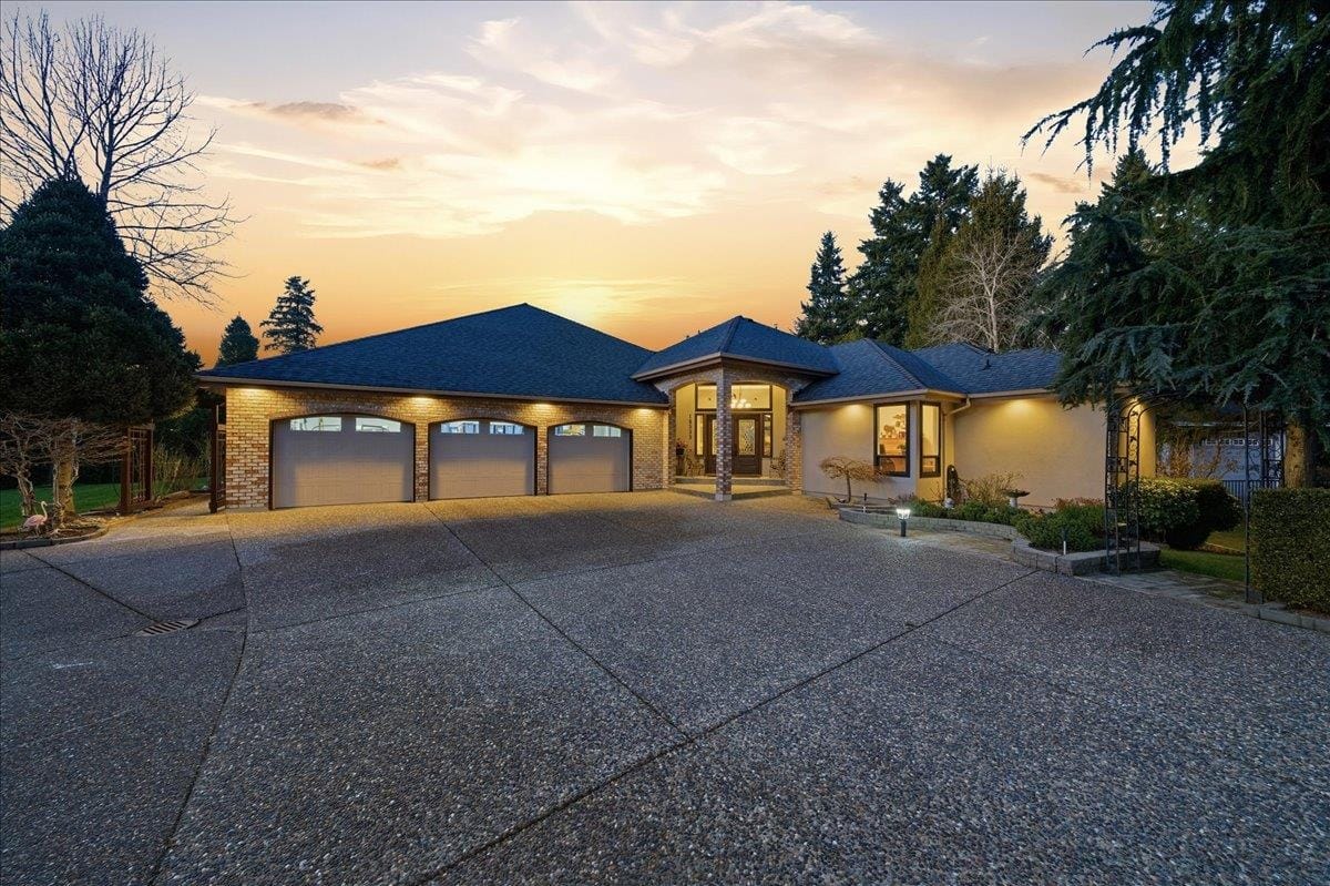 House for sale in Surrey, South Surrey White Rock, 16533 26 Avenue, 263104370 | Realtylink.org