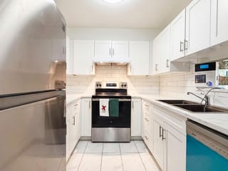 Apartment for sale in Surrey, North Surrey, 307 9942 151 Street, 263104521 | Realtylink.org