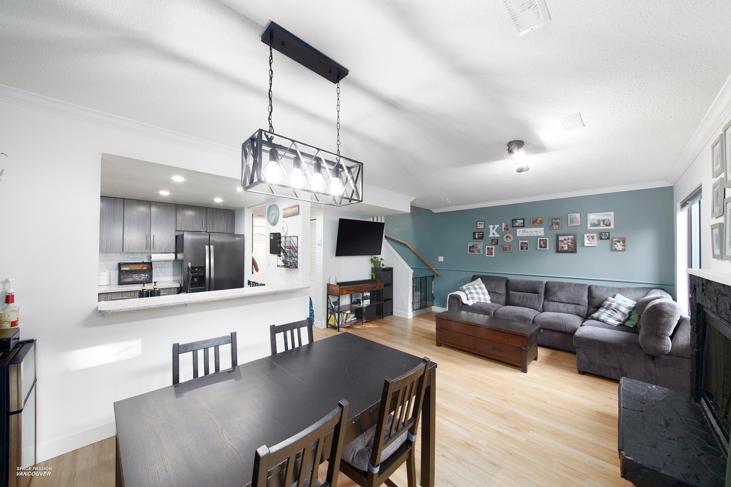 Townhouse for sale in Maple Ridge, Maple Ridge, 16 21550 Cherrington Avenue, 263104596 | Realtylink.org