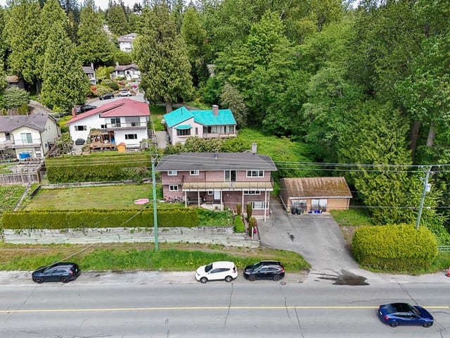 House for sale in Burnaby, Burnaby South, 4871 Marine Drive, 263104603 | Realtylink.org