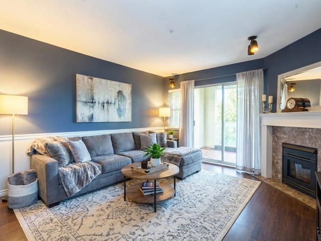 Apartment for sale in Maple Ridge, Maple Ridge, 201 22722 Lougheed Highway, 263104607 | Realtylink.org