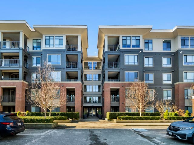 Apartment for sale in Abbotsford, Abbotsford, 309 33540 Mayfair Avenue, 263104642 | Realtylink.org