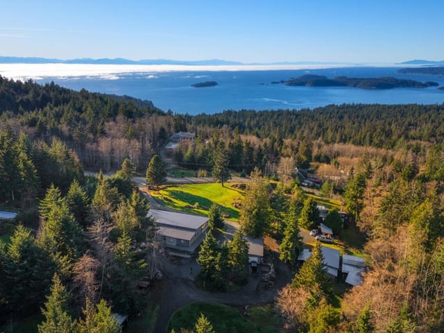 House for sale in Bowen Island, Bowen Island, 465 Sunset Road, 263104681 | Realtylink.org