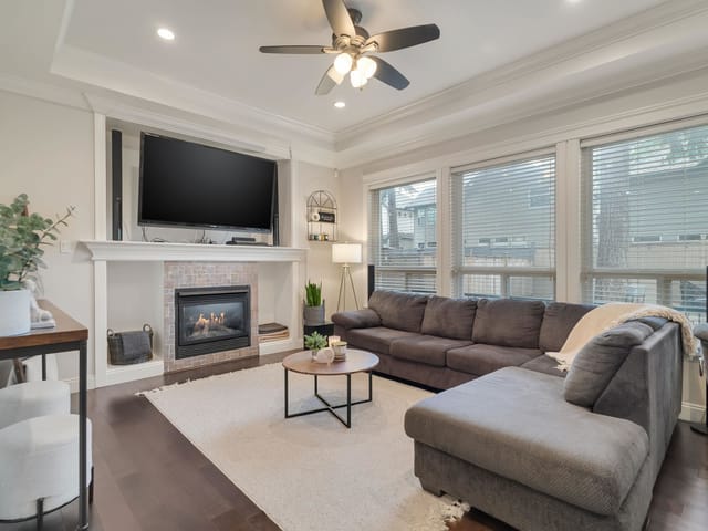 House for sale in Surrey, Surrey, 15083 58a Avenue, 263104686 | Realtylink.org