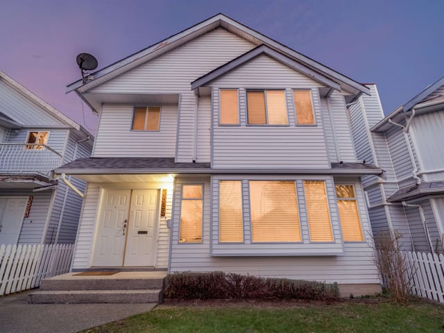 House for sale in Vancouver, Vancouver East, 3529 Napier Street, 263104776 | Realtylink.org