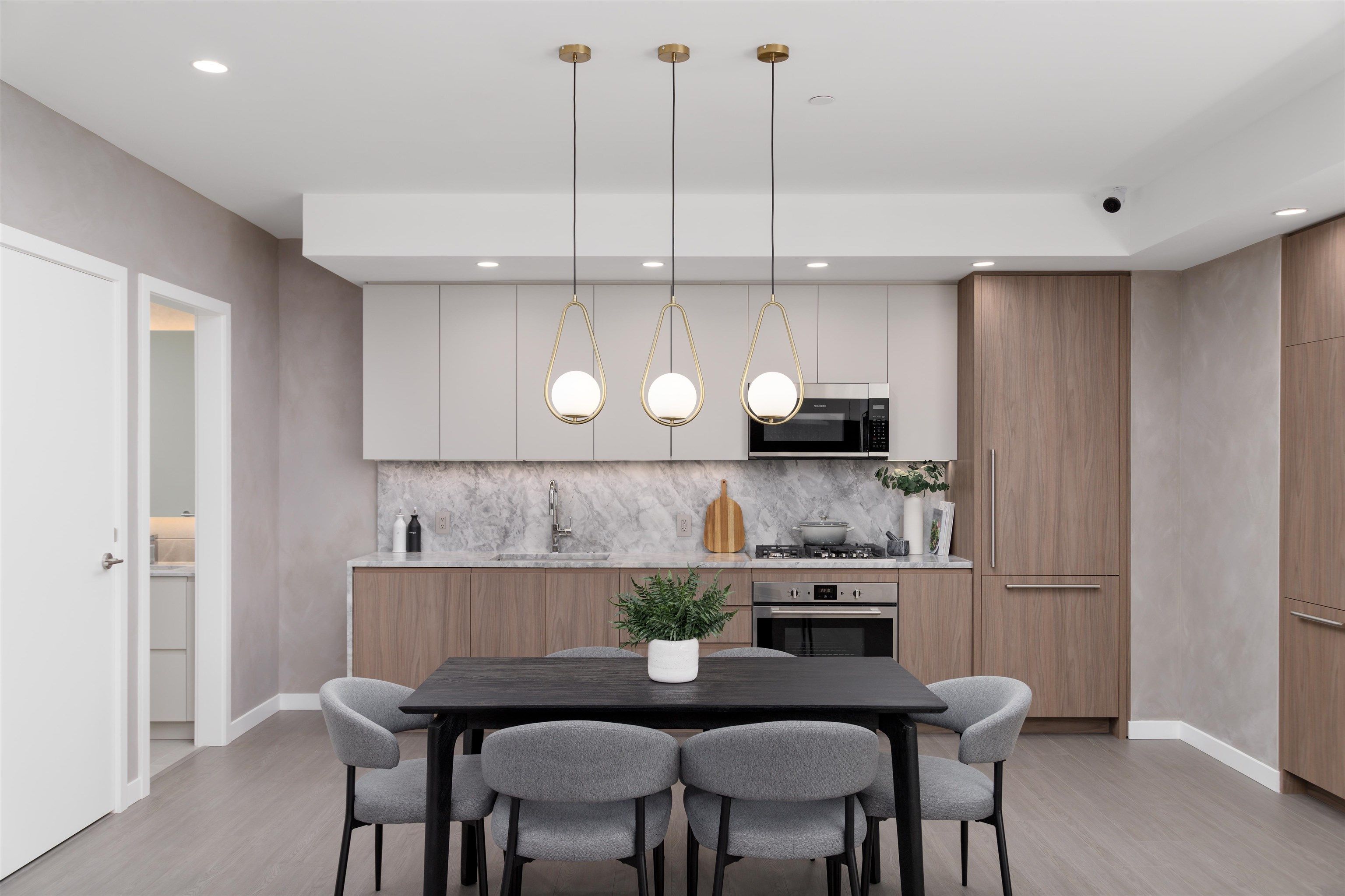 Apartment for sale in Coquitlam, Coquitlam, 3207 1175 Pinetree Way, 263104815 | Realtylink.org