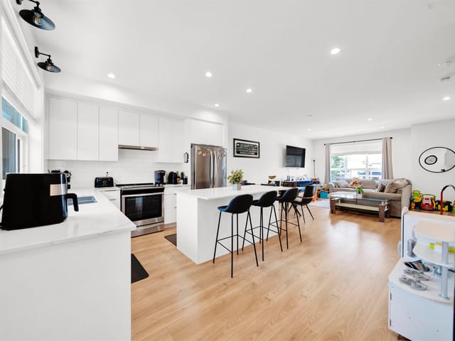 Townhouse for sale in Surrey, Cloverdale, 10 19255 Aloha Drive, 263104826 | Realtylink.org