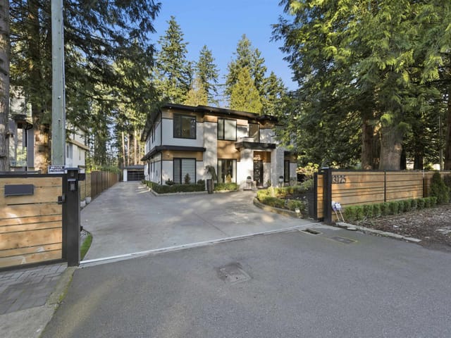 House for sale in Surrey, South Surrey White Rock, 13125 24 Avenue, 263104937 | Realtylink.org