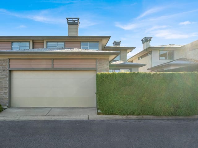 Townhouse for sale in Surrey, South Surrey White Rock, 8 2603 162 Street, 263104957 | Realtylink.org