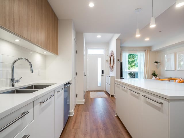 Townhouse for sale in North Vancouver, North Vancouver, 103 2035 Glenaire Drive, 263104994 | Realtylink.org