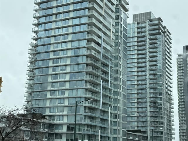 Apartment for sale in Vancouver, Vancouver West, 2405 8031 Nunavut Lane, 263104997 | Realtylink.org