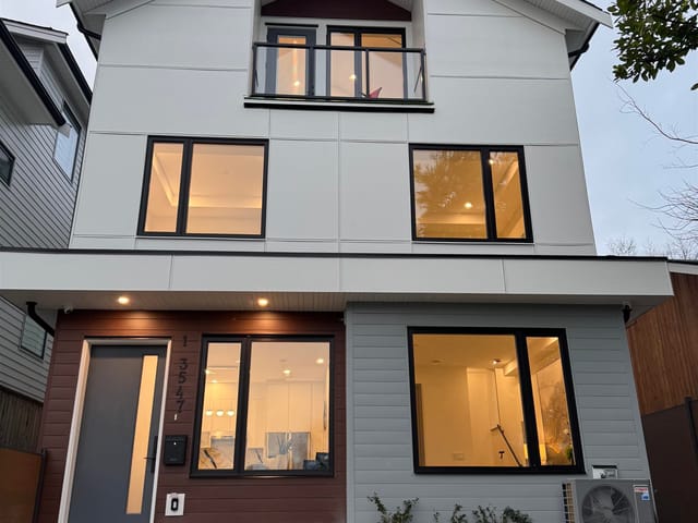 1/2 Duplex for sale in Vancouver, Vancouver East, 1 3547 E Georgia Street, 263105006 | Realtylink.org